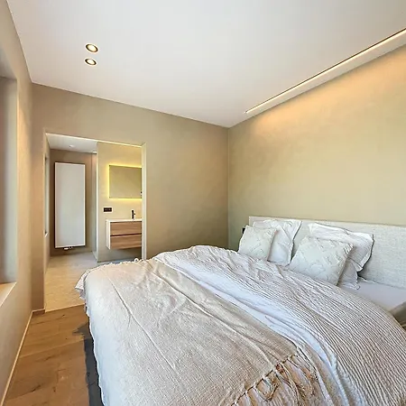 Apartment Helene - 2 Newly Renovated Flats For Rent Together Or Separately *