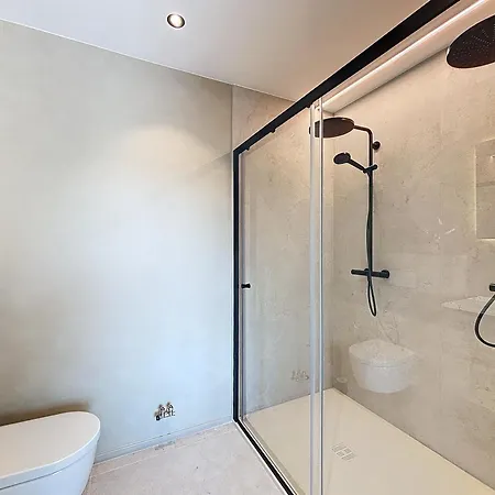 아파트 Helene - 2 Newly Renovated Flats For Rent Together Or Separately 코크시데