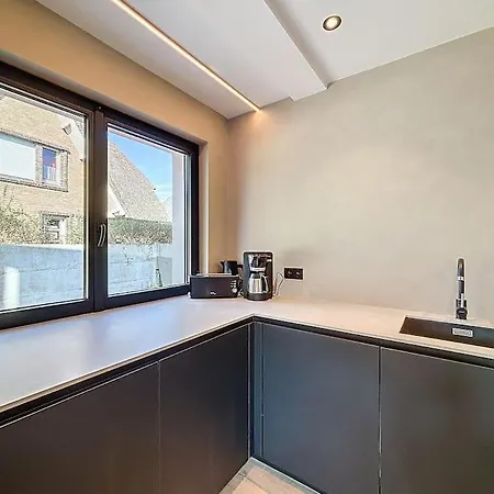 Helene - 2 Newly Renovated Flats For Rent Together Or Separately Koksijde