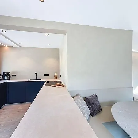 Helene - 2 Newly Renovated Flats For Rent Together Or Separately Koksijde